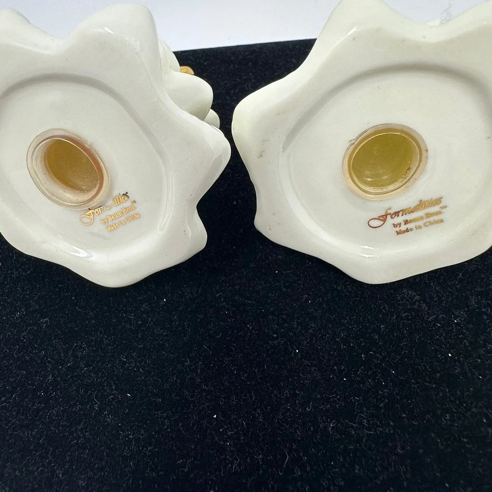 Formalities Salt Pepper Shakers Unisex OS White Christmas Tree Gold Star Ceramic